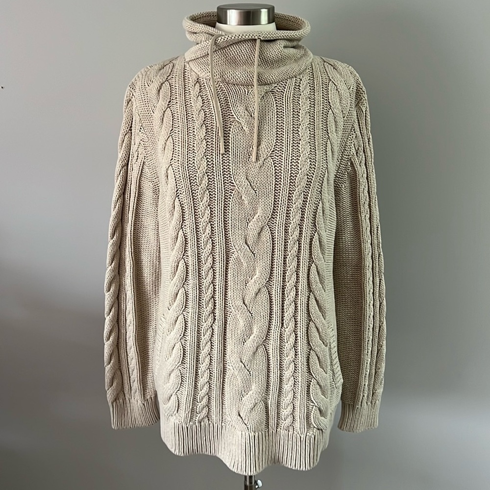 Cozy Cable Knit Turtleneck Sweater - Cream